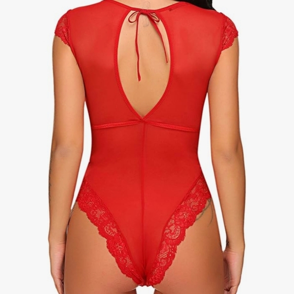 *NEW*Red Lace Bodysuit - Picture 11 of 12